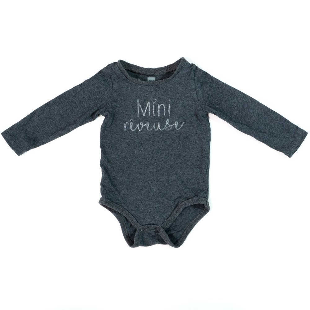 Long sleeve onesie 9M